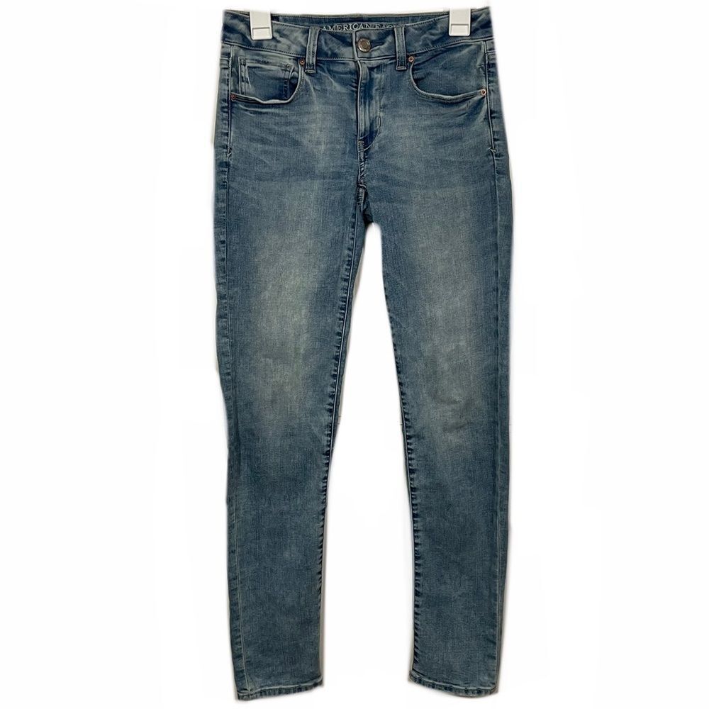 American Eagle Vintage Wash Mid Rise Skinny Jeans